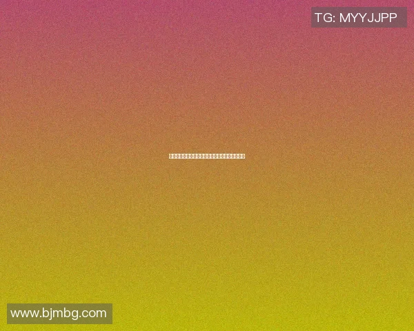 足球明星摆件饰品的精美图片展示与收藏价值解析